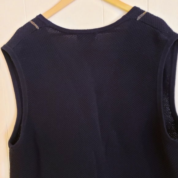 Koret Women Sweater Vest Size 1X Navy Crewel Floral Applique Button Front, Sleev - Picture 8 of 9